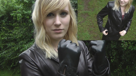 girl-in-leather-jacket-and-leather-gloves-in-wet-rain