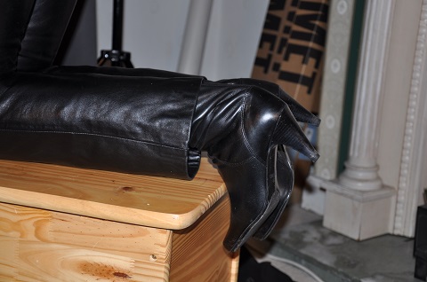 Girl-in-leather-pants-leather-gloves